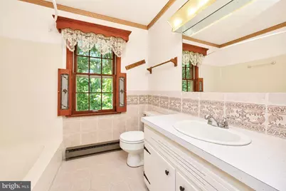 1131 W Kings Highway, Coatesville, PA 19320 - Photo 30