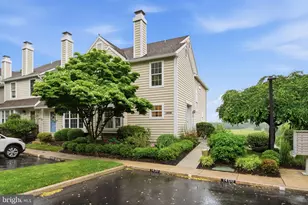 1400 Harbour Ridge Ln, Downingtown, PA 19335 - Photo 2