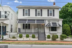 25 S 5th St, Oxford, PA 19363 - Photo 1