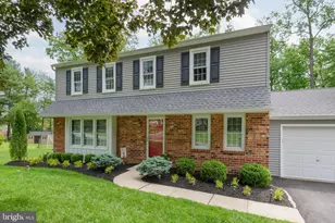 215 Elton Cir, West Chester, PA 19382 - Photo 4