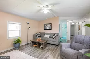 319 Grubb Dr, Elverson, PA 19520 - Photo 6