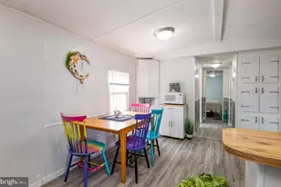 319 Grubb Dr, Elverson, PA 19520 - Photo 10