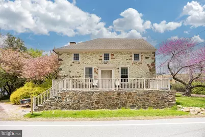734 N Chester Road, West Chester, PA 19380 - Photo 1