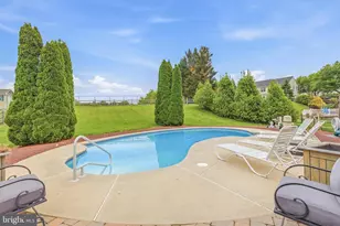 332 Cornerstone Ct, Oxford, PA 19363 - Photo 2