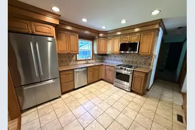 115 Columbia Drive, Coatesville, PA 19320 - Photo 2