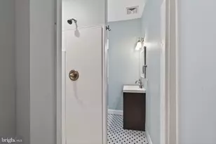 144 Gay St, Phoenixville, PA 19460 - Photo 6