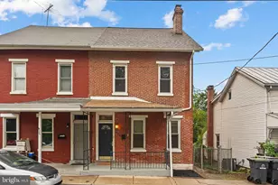423 Breckenridge St, Phoenixville, PA 19460 - Photo 1