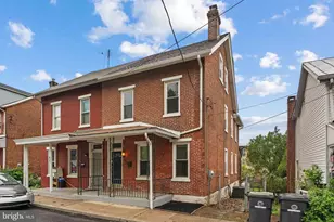 423 Breckenridge St, Phoenixville, PA 19460 - Photo 2