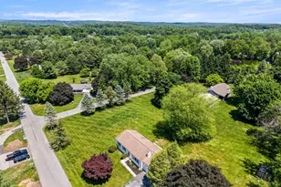 114 Westmoreland Dr, Coatesville, PA 19320 - Photo 18