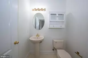 197 Daylesford Blvd, Berwyn, PA 19312 - Photo 12