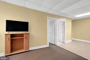 32 N 3rd Ave, Coatesville, PA 19320 - Photo 18