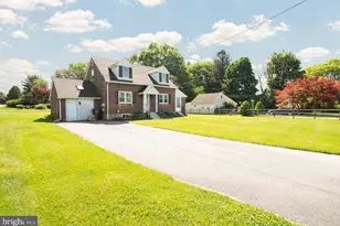 75 Country Club Rd, Coatesville, PA 19320 - Photo 2
