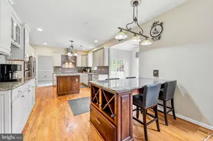 736 Meadowbrook Dr, Coatesville, PA 19320 - Photo 12