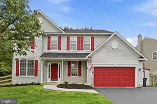 736 Meadowbrook Dr, Coatesville, PA 19320 - Photo 1