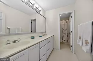 646 Perimeter Dr, Downingtown, PA 19335 - Photo 32