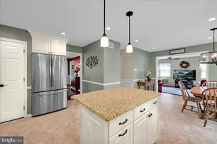 214 Mill Pond Dr, Exton, PA 19341 - Photo 18