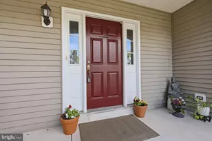 820 Windridge Ln, Downingtown, PA 19335 - Photo 4