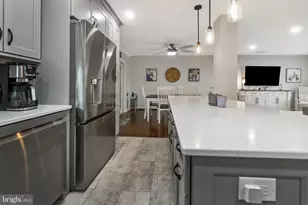 816 Spring City Rd, Phoenixville, PA 19460 - Photo 16
