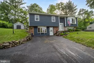816 Spring City Rd, Phoenixville, PA 19460 - Photo 2
