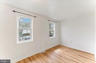 251 Hickory St, Oxford, PA 19363 - Photo 2