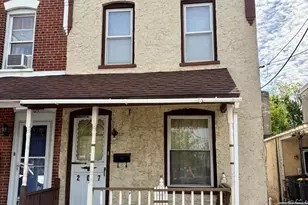 207 Chestnut St, Downingtown, PA 19335 - Photo 2