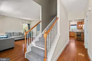 923 Chester Dr, Pottstown, PA 19465 - Photo 2