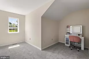 923 Chester Dr, Pottstown, PA 19465 - Photo 28