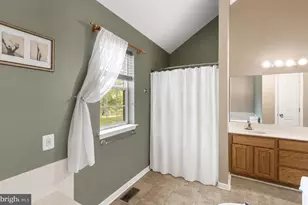 923 Chester Dr, Pottstown, PA 19465 - Photo 22
