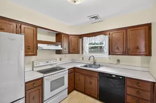 1155 Grandview Cir, Pottstown, PA 19465 - Photo 8