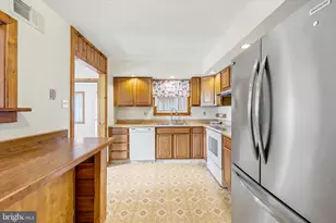 150 Montgomery Ave, Phoenixville, PA 19460 - Photo 14