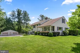 1434 Sugartown Rd, Berwyn, PA 19312 - Photo 4