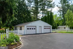 1434 Sugartown Rd, Berwyn, PA 19312 - Photo 40
