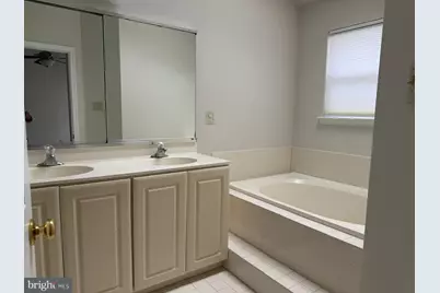 42 Madison Way, Downingtown, PA 19335 - Photo 18