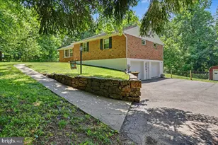 1199 Shenkel Rd, Pottstown, PA 19465 - Photo 4