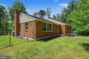 1199 Shenkel Rd, Pottstown, PA 19465 - Photo 2