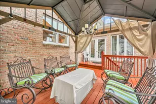 100 Lakeview Dr, Elverson, PA 19520 - Photo 22