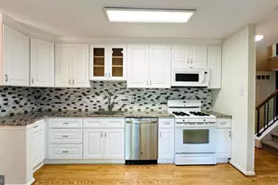 13 Painters Ln, Chesterbrook, PA 19087 - Photo 6