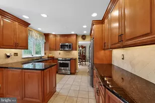 721 Westcroft Pl, West Chester, PA 19382 - Photo 8
