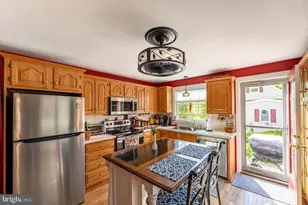 273 Pearl St, Pottstown, PA 19465 - Photo 10