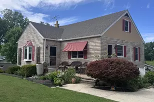 273 Pearl St, Pottstown, PA 19465 - Photo 1