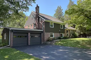 675 Wallace Dr, Wayne, PA 19087 - Photo 2