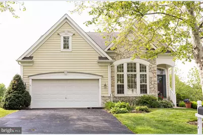 204 Joyce Circle, Avondale, PA 19311 - Photo 2