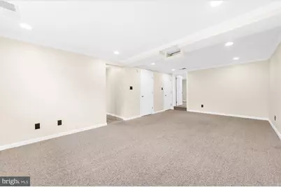 1249 W Evergreen Drive, Phoenixville, PA 19460 - Photo 16