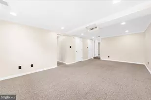 1249 W Evergreen Dr, Phoenixville, PA 19460 - Photo 16