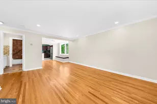 1249 W Evergreen Dr, Phoenixville, PA 19460 - Photo 4