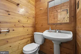 151 Roskeen Ct, Phoenixville, PA 19460 - Photo 12