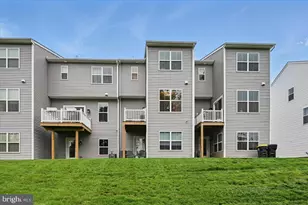 825 Pecan Rd, Spring City, PA 19475 - Photo 26