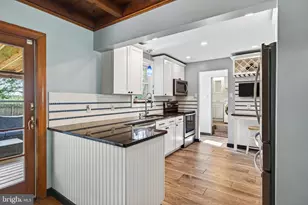 990 Ellis Woods Rd, Pottstown, PA 19465 - Photo 10
