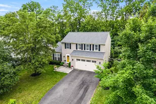 2022 Mallard Cir S, Phoenixville, PA 19460 - Photo 2