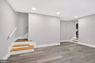 31 Emmett St, Phoenixville, PA 19460 - Photo 4